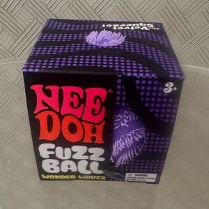 NeeDoh Fuzz Ball Wonder Waves - Purple